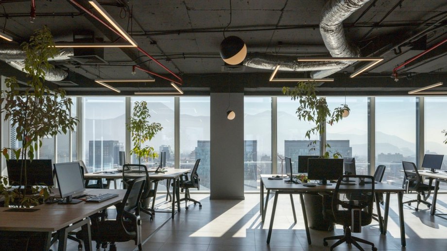 Khảo sát thiết kế văn phòng tại tòa nhà Dragon Building Dịch Vọng > Không gian văn phòng hướng tới sự tối giản và thông thoáng