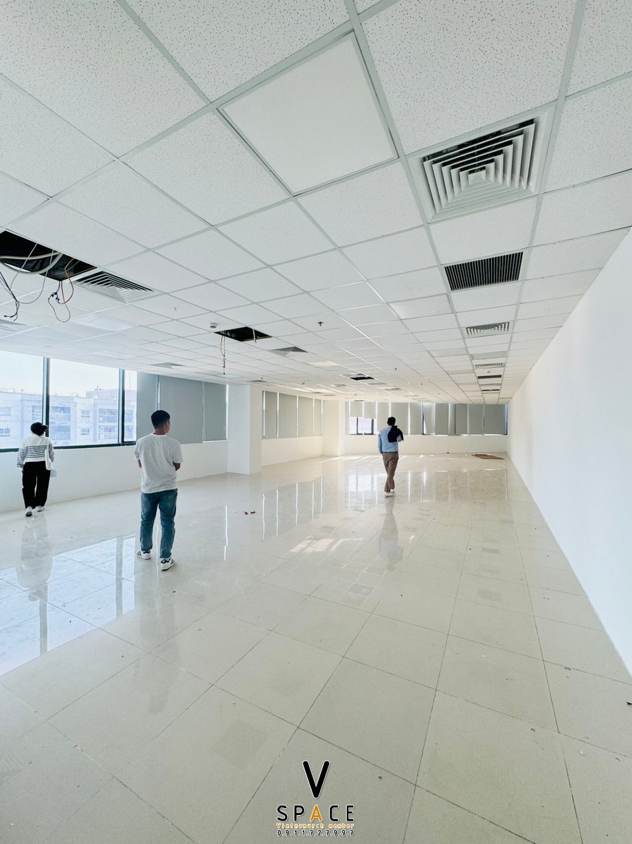 Khảo sát thiết kế văn phòng tại tòa nhà Viwaseen Tower Tố Hữu > Hệ trần nhà đã được làm sẵn