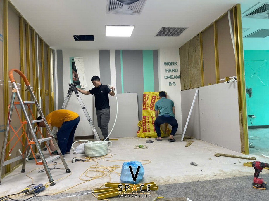 Thi công cải tạo văn phòng tại tầng 3 tòa nhà 11 ngõ 90 Khuất Duy Tiến