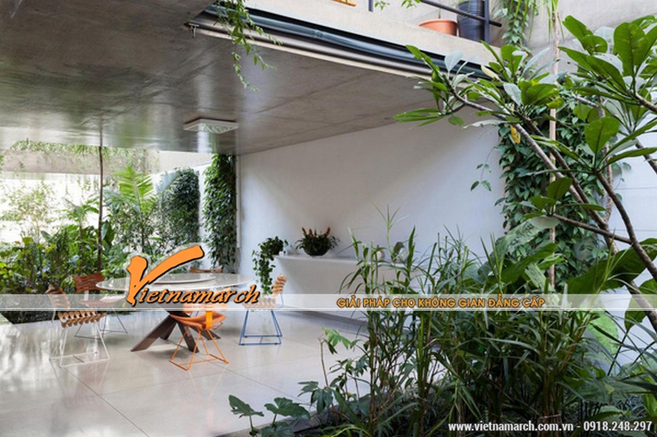 Ý tưởng thiên nhiên trong thiết kế nội thất nhà phố ở Đinh Liệt, Hà Nội > Nội thất phòng ăn 2 in 1