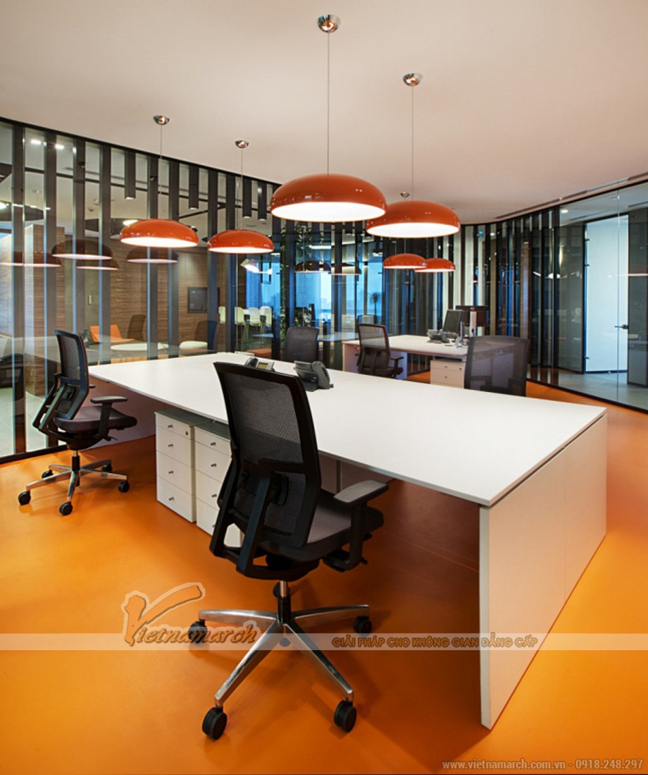 4 gợi ý thiết kế văn phòng giúp mở rộng không gian > Sử dụng vách ngăn độc đáo tô điểm cho văn phòng hiện đại