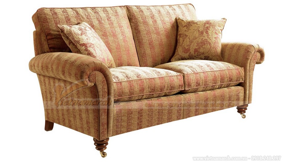 Mẫu sofa văng tân cổ điển bọc vải nỉ họa tiết kẻ sọc vô cùng đẹp mắt