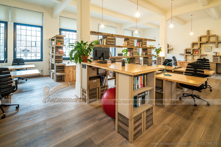 Độc đáo với thiết kế nội thất văn phòng Co-Working Space bằng giấy tổ ong tại Séc