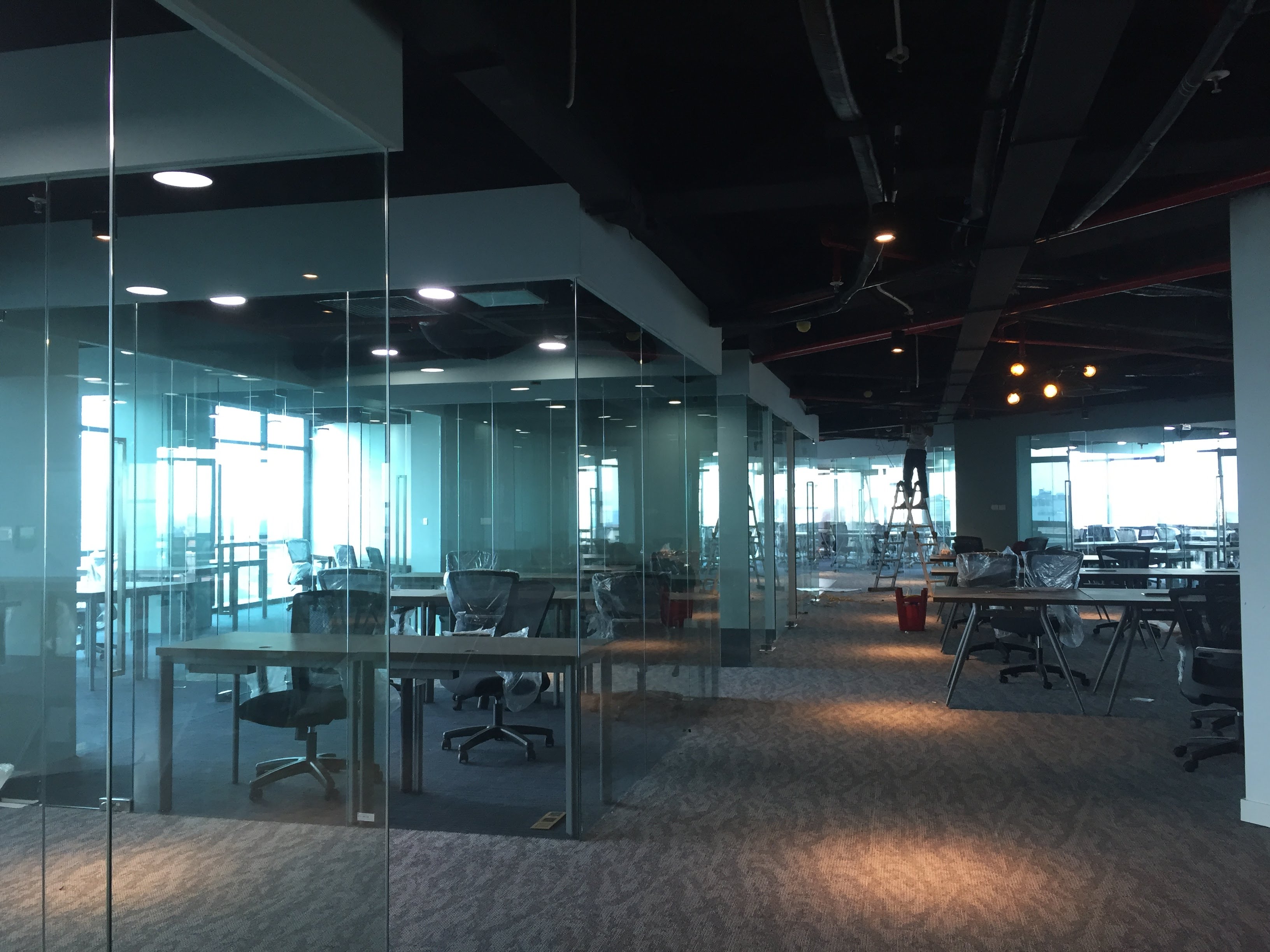 Thiết kế thi công văn phòng hạng A tại Lương Yên đẹp hiện đại thu hút nhân tài > Hoàn thiện thiết kế nội thất văn phòng hạng A đẹp hiện đại