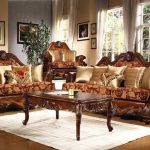 Mẫu sofa khung gỗ cổ điển đẹp nhất cho căn hộ chung cư