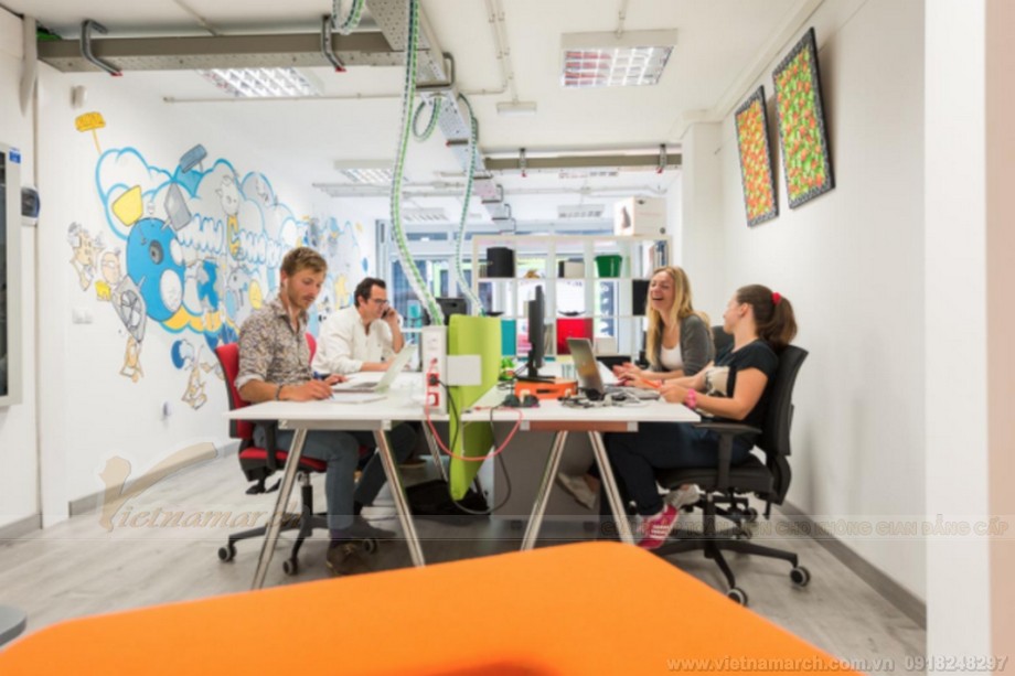 4 lý do phụ nữ nên bắt đầu sự nghiệp riêng tại một không gian làm việc chung coworking space > Coworking space cho bạn một vị trí văn phòng tuyệt đẹp