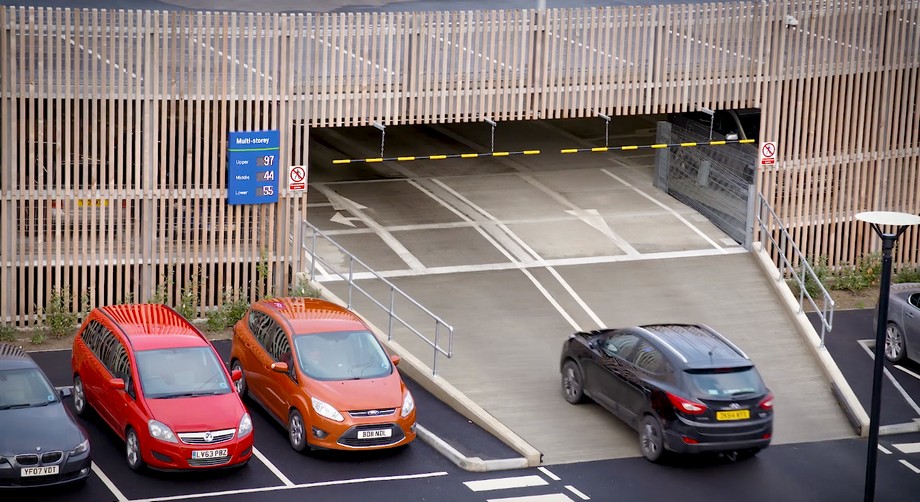 Bãi đỗ xe thông minh nhất trên thế giới > Quá trình hoạt động của hệ thống bãi đỗ xe thông minh tự động sử dụng Goldeneye