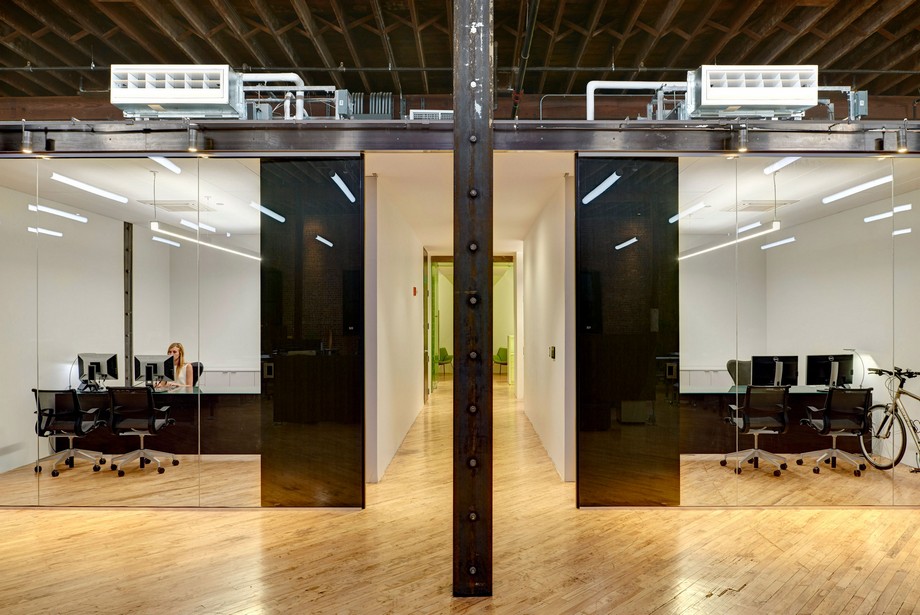 Thiết kế không gian làm việc chung theo phong cách công nghiệp > Thiết kế không gian làm việc chung theo phong cách công nghiệp