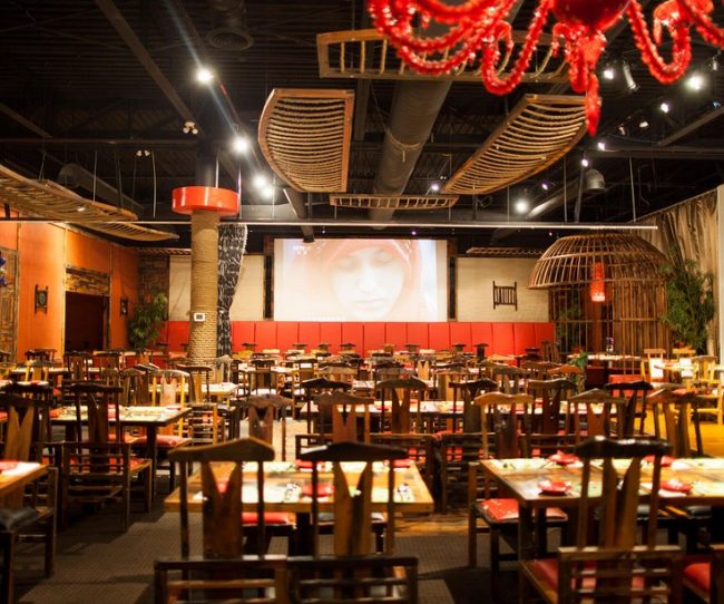 Mẫu thiết kế party room cho không gian làm việc chung cowoking space