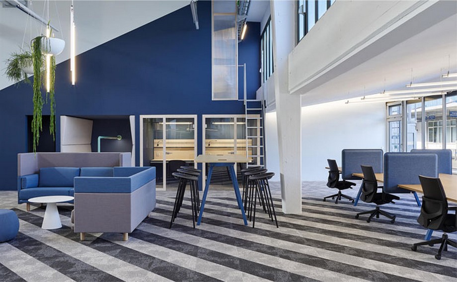 39 ý tưởng trang trí nội thất văn phòng đẹp > Ý tưởng trang trí nội thất văn phòng với tông màu xanh đẹp mắt