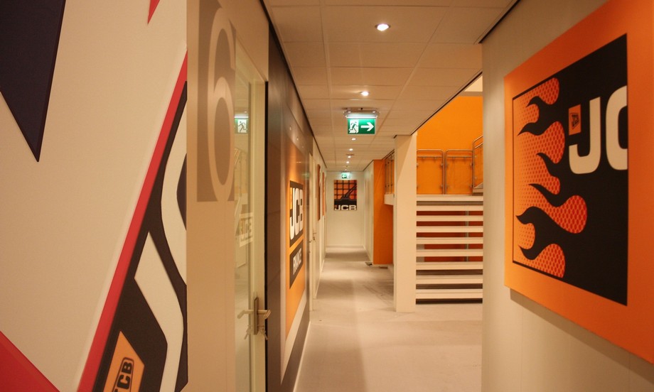 99 ý tưởng tư vấn thiết kế và thi công văn phòng làm việc đột phá và sáng tạo ! > Thiết kế văn phòng đẹp với phong cách tươi tắn với gam màu cam