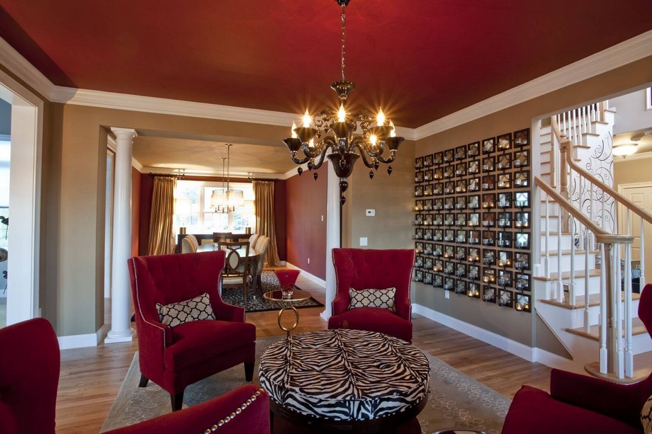 19 mẫu phòng khách đậm chất sành điệu với sofa đỏ > Thiết kế phòng khách nhà biệt thự với mẫu sofa đỏ ấn tượng