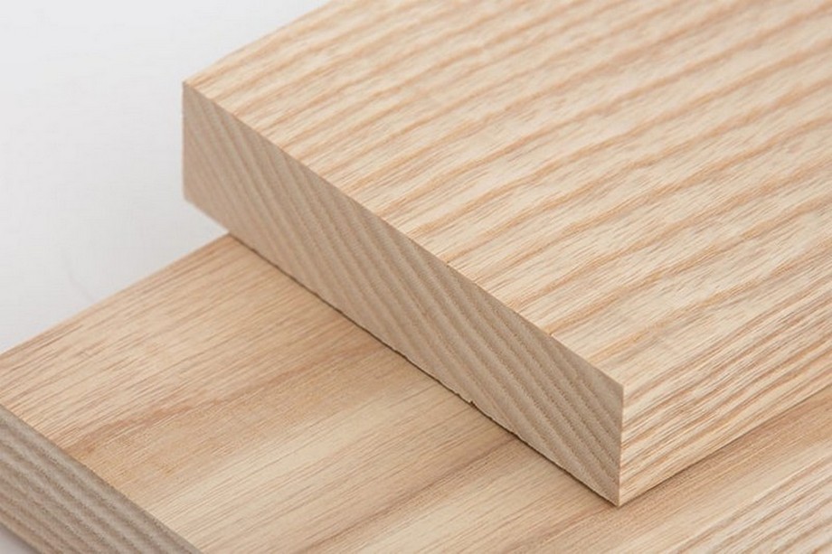 Nhập nhằng giữa bàn thờ gỗ sồi và bàn thờ gỗ tần bì? Và cách để phân biệt? > Phân biệt gỗ sồi và gỗ tần bì
