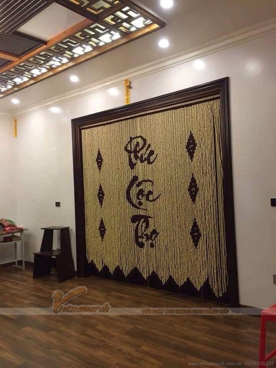 Rèm hạt che phòng thờ