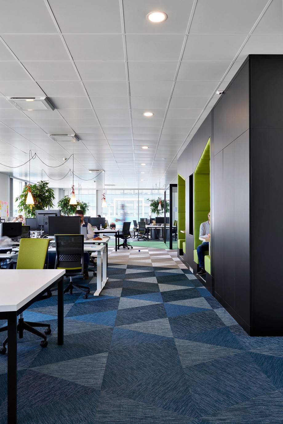 Mẫu thiết kế nội thất văn phòng đẹp tại Hải Phòng – Hiện đại và Sang trọng > TOP 15 mẫu thiết kế nội thất văn phòng ĐẸP - Hiện đại và Sang trọng