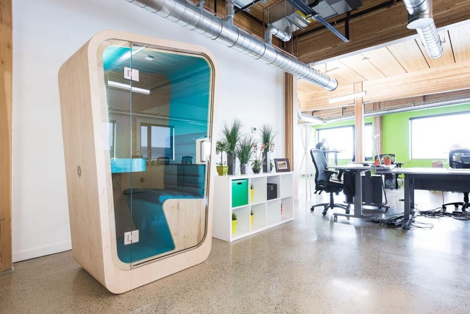 Điểm qua 20+ mẫu thiết kế văn phòng sáng tạo độc đáo – kiến tạo vẻ đẹp không gian văn phòng > Phonebooth - giải pháp cho không gian làm việc riêng 