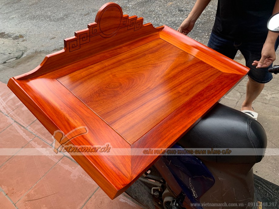 Showroom cung cấp bàn thờ ở Hà Đông đẹp, chất lượng! > bàn thờ treo gỗ hương tại Hà Đông