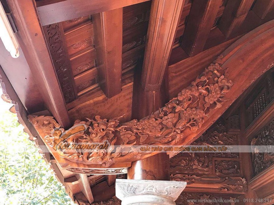Chạm khắc thủ công nhà gỗ truyền thống mang văn hóa Việt Nam > Chạm khắc thủ công trang trí nhà gỗ, nhà thờ họ