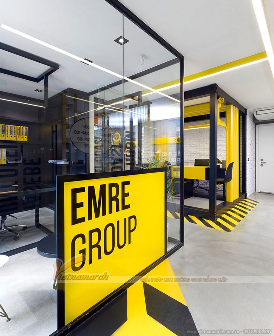Mẫu thiết kế nội thất văn phòng cao cấp Tập đoàn EMRE GROUP với tông màu tương phản > Mẫu thiết kế nội thất văn phòng cao cấp Tập đoàn EMRE GROUP