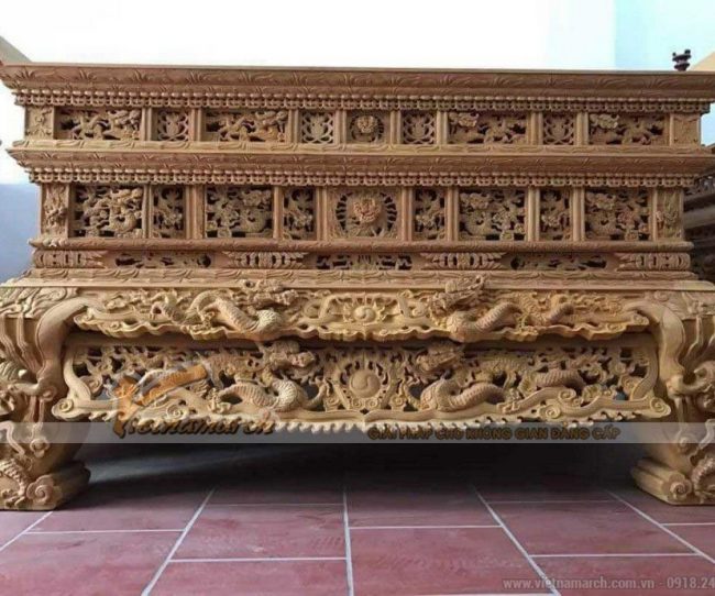 Mẫu sập thờ hai dạ