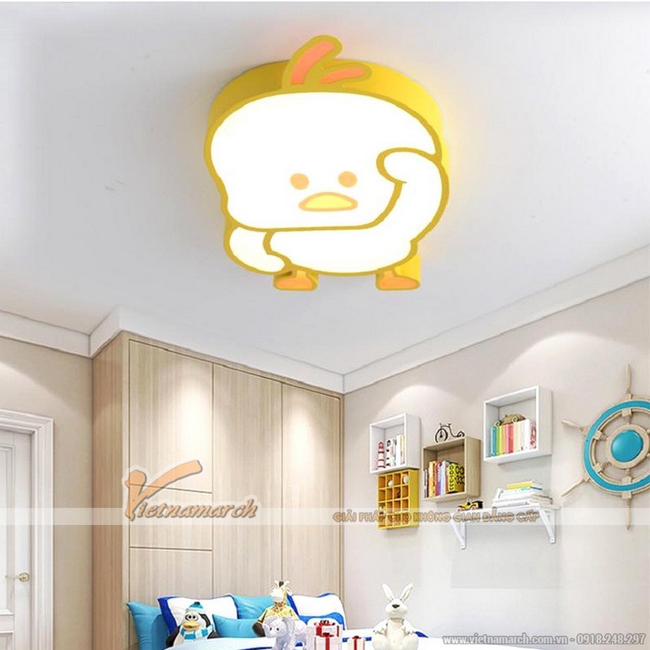 Bố trí đèn phòng ngủ cho bé trần bê tông hình chú vịt vàng